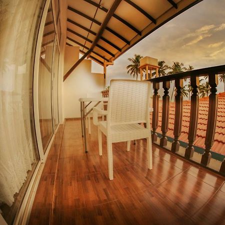 White Rose Beach Resort Marawila Dış mekan fotoğraf