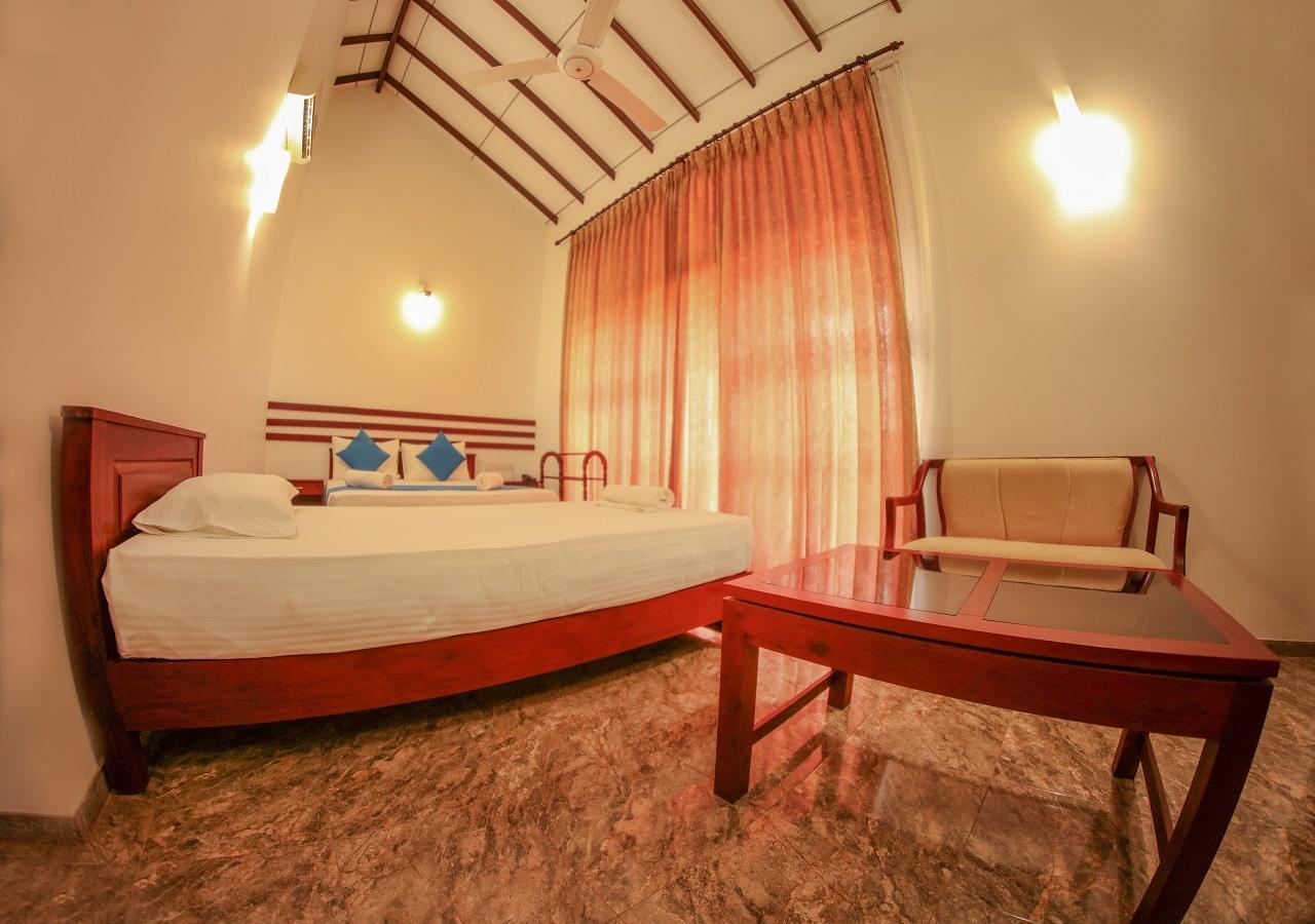 White Rose Beach Resort Marawila Dış mekan fotoğraf