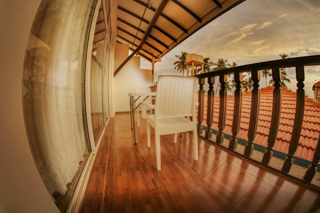 White Rose Beach Resort Marawila Dış mekan fotoğraf