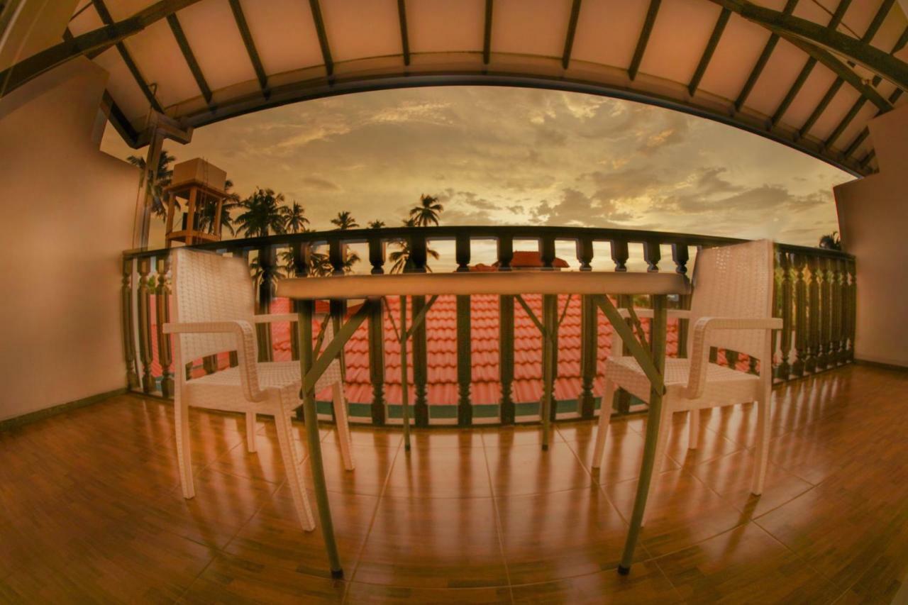White Rose Beach Resort Marawila Dış mekan fotoğraf